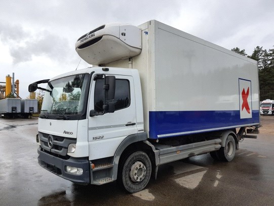 Mercedes-Benz 1522 