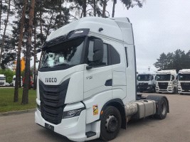 Iveco AS440S/T