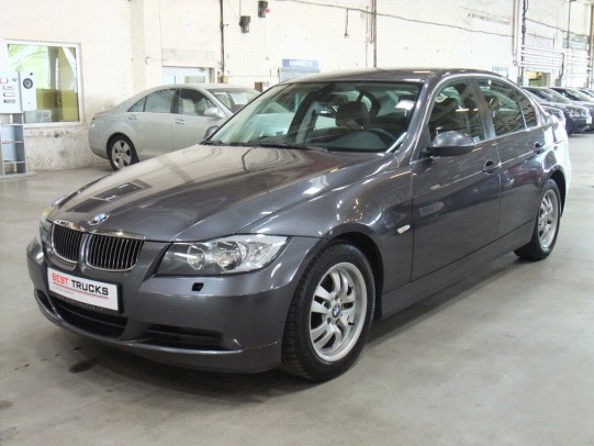 BMW 325 