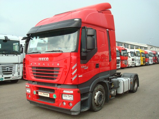Iveco AS440S42 