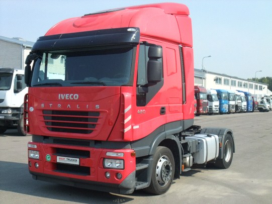 Iveco AT440S42 